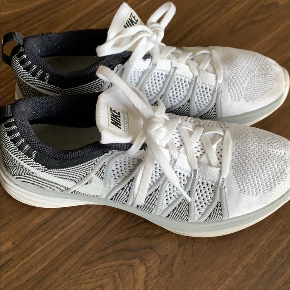 Nike Flyknit lunar